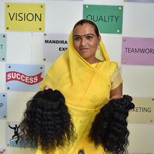 Vente en gros de cuticules vierges alignées cheveux indiens bruts pas chers paquets de double trame de couleur noire naturelle extensions de cheveux humains bouclés - Product Image 2