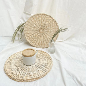 แผ่นรองจานหวายทรงกลมแบบไอริชสินค้าที่เป็นมิตรต่อสิ่งแวดล้อมทำจากแผ่นรองจานของตกแต่งโต๊ะในเวียดนามขายส่ง - Product Image 2