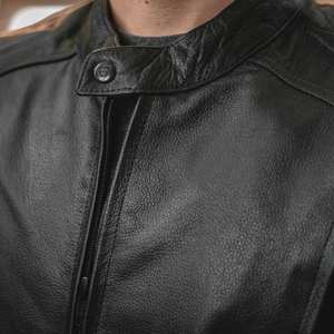 Hombres Moto Negro Venta caliente chaqueta de motorista de cuero con diseño acolchado Hombres Chaqueta de motocicleta en cuero genuino - Product Image 3