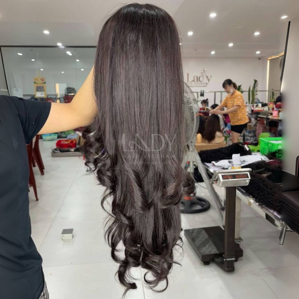 สีน้ำตาล