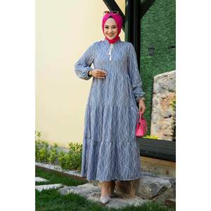 Vestido hiyab estampado floral azul con mangas largas - Product Image 3