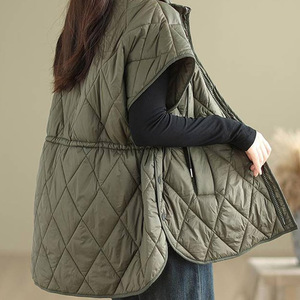 Nuevo chaleco acolchado transpirable de poliéster 100% personalizado, parche bordado frontal ligero, chaleco suave para mujer - Product Image 4