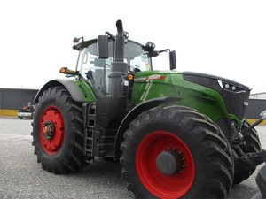 Tracteur à roues FENDT 1050 VARIO 4WD d'occasion, 90 CV, avec moteur et boîte de vitesses - Fournisseur en gros, expédition mondiale, à vendre - Product Image 2