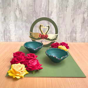 Diseñador tradicional Mehndi Platter Beautiful Haldi Mehndi Pithi Sangeet Thali para regalos de boda y devolución Favor Thali's - Product Image 2