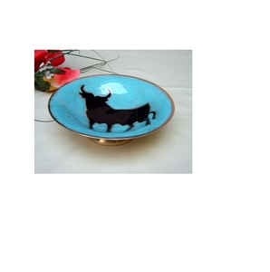 Bol artisanal en aluminium avec finition émaillée, pour servir des fruits, pour la maison, la restauration, la vaisselle, bol de service - Product Image 1