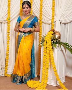 Presentamos una nueva tela festiva de seda Lichi suave con la colección Rich Pallu Jacquard Work Saree - Product Image 6