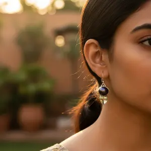 Boucles d'oreilles pour femmes en argent avec perles et améthyste verte - Product Image 2