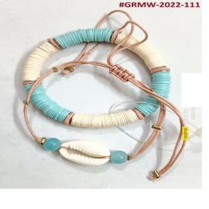 Bracelets en cuir faits sur mesure avec perles d'os et coquillages de vache pour les écoles de surf et les créateurs de bijoux de surf pour la revente - Product Image 1