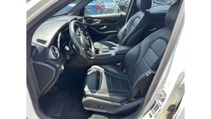 เมอร์เซเดส-เบนซ์ GLC 300 SUV 4MATIC ปี 2020 สภาพดี ใช้งานน้อย - Product Image 5