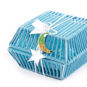 Idée créative esthétique spéciale faite pour la fête nationale arabe Ramadan Kareem Eid Mubarak Boîte en papier avec étoile et lune - Product Image 1