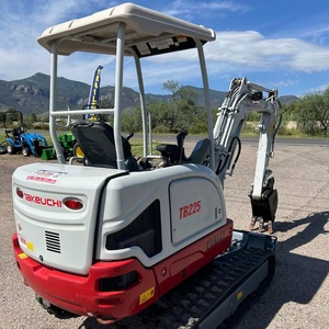 รถขุดไฮดรอลิกขนาดเล็ก Takeuchi TB230 ปี 2023 พร้อมเครื่องยนต์ CAMC EPA ปั๊ม Hengli กระบอกสูบ Huade และเกียร์ PLC และมอเตอร์ - Product Image 5