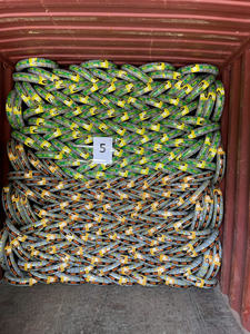 ยางสกู๊ตเตอร์ KUMATIRE K232 แบบร่องโค้ง ให้การควบคุมที่มั่นคงในพื้นเปียก และทนทานต่อการใช้งานในเมือง - Product Image 5