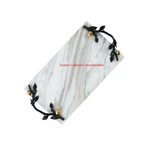 Plateau de service élégant en marbre blanc avec poignées de branche d'orchidée Plateau décoratif et de charcuterie de luxe pour la décoration intérieure au meilleur prix - Product Image 5