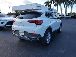 Encore GX Preferred FWD SUV 2024 à faible kilométrage, transmission à variation continue, 155 ch - Product Image 5