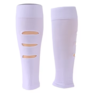 Chaussettes de compression sportives pour hommes, chaussettes de mollet de football avec 3 trous, manches de jambe d'automne, logo tricoté sur le bas du revers - Product Image 5