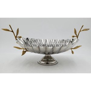 Exquisite Antique Design Work Metal <b>Serving</b> <b>Bowls</b> with Premium Quality and Elegant Shapes for Stylish <b>Serving</b> - Product Image 1