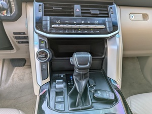 Used 2024 for for Left Hand Drive SUV Diesel 4.1-6L Automatic Dark Seats 360 <b>Camera</b> <b>Panoramic</b> Sunroof - Product Image 4