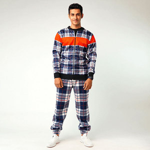 Vente en gros Vêtements de sport de jogging d'hiver à séchage rapide avec fermeture éclair Logo personnalisé Conception à sublimation Survêtements pour hommes Ensembles de jogging - Product Image 6