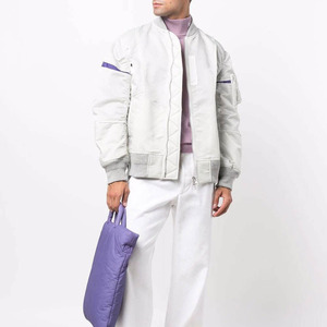 Chaqueta de bombardero ligera para hombre personalizable con su propio logotipo en tela de lona frontal Servicio OEM disponible - Product Image 1