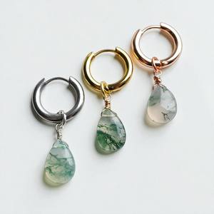 ต่างหูห่วงพลอยสีเงินรูปหยดน้ำสี925ทำด้วยมือ - Product Image 3