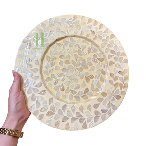 Modern Bohemian Eco-Friendly Mother of Pearl Bamboo <b>Round</b> <b>Placemats</b> for Dinner and Party Decor From Vietnam - Product Image 3