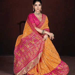 ออกแบบงานแต่งงานคอลเลกชัน Saree ด้วยด้ายและงานฝีมือ - Product Image 1
