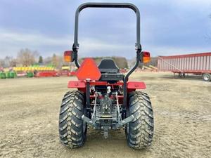 2025 Massey Ferguson 1E.35 Tractor compacto de precisión para versatilidad para cosechadora de yuca - Product Image 5