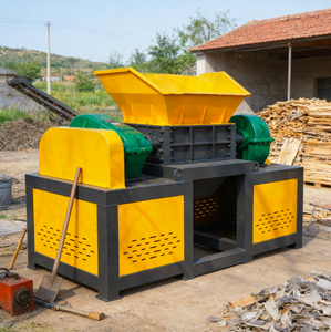 Nouvelle machine industrielle de broyage de pneus haute performance 70 kW 380 V, niveau de sécurité élevé avec escalier et trémie, roulement de moteur - Product Image 2