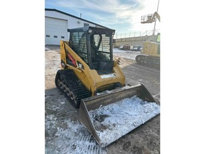 Cargadora de Troncos sobre Orugas CAT 247B3 de 2015, 3,900 Horas, Unidad Super Limpia Usada, Motor de 1 Tonelada, Caja de Cambios - Product Image 3