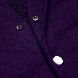 Chaqueta Universitaria para Hombre Hecha en Pakistán, con Logotipo Frontal, Cuello en V, Resistente al Viento, Transpirable, Colores Personalizables, Alta Calidad, Diseño Único - Product Image 6