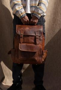 Mochila de cuero genuino hecha a mano Unisex, mochila grande personalizada de estilo Vintage, bolsas de viaje de lona deportivas para llevar en el ordenador portátil - Product Image 2