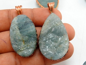 Colgante de cobre druso en bruto Natural aguamarina con ajuste de bisel regalo de joyería de moda para ella suministros de mayorista de un tipo - Product Image 5