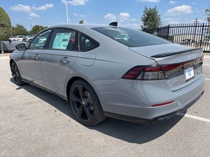 Honda Accord Sport-L Híbrido 2025 Usado en Buen Estado, Sedán de 4 Puertas - Product Image 6