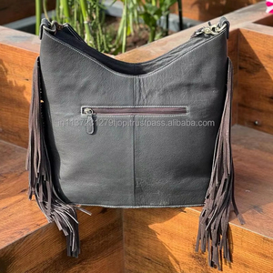 กระเป๋าสะพายข้างหนังวัวสำหรับผู้หญิง, กระเป๋าสะพายแฟชั่นตะวันตกแบบมีพู่ทำจากหนังวัวแท้ใหม่ - Product Image 4