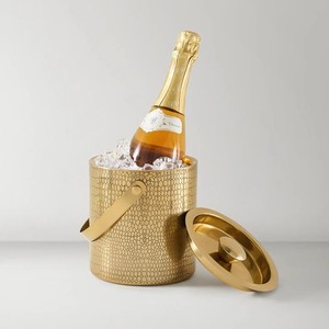 Cubitera de Latón de Lujo con Asa Doble de León, Diseño Impresionante, Acabado Duradero para Fiestas en Casa, Bares, Hoteles y Regalos - Product Image 6