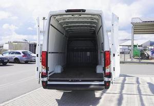 Nouvelle Camionnette IVECO DAILY 4x4 2023 de Bonne Qualité, Transmission Automatique, Remorque Standard, Unité Tracteur/Remorque Automatique T - Product Image 2