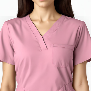 Les travailleurs de la santé adorent cette combinaison de gommage légère, conçue pour un mouvement continu et un confort maximal - Product Image 2