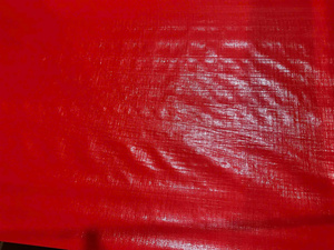 Bâche en PE haute résistance, poids moyen, couleur et taille personnalisées. Résistant au vent et à l'eau, grande capacité pour l'extérieur - Product Image 6