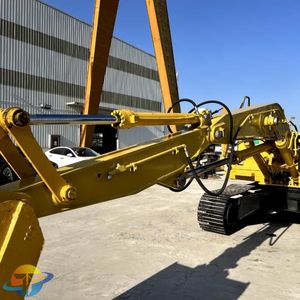 Excavadora de Orugas Komatsu PC130 de Alta Calidad con Brazo Extendido, Rendimiento de Alta Gama, Usada de Segunda Mano a Bajo Precio - Product Image 1