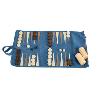 Juego de Ajedrez de Lujo con Estuche Enrollable, Piezas de Backgammon de Cuero PU Grabado para Fiestas y Regalos - Product Image 1