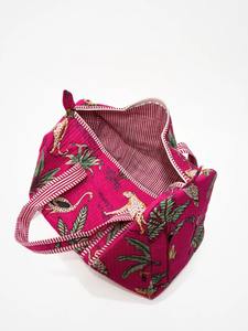 Sac de voyage week-end de luxe imprimé à la main en tissu indéformable, écologique, avec fermeture éclair, grande capacité, fabriqué au Rajasthan - Product Image 4