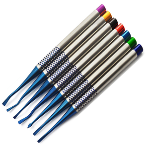 Juego de instrumentos PDL de 7 piezas para procedimientos dentales: luxación, elevadores de raíz y herramientas de proximidad para cirugía de implantes - Product Image 3