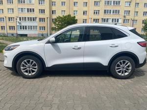 Ford Escape disponible à la vente - Product Image 6