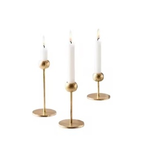 Bougeoirs décoratifs en métal de qualité supérieure Design élégant et durable pour les événements de Noël et les cadeaux à la maison - Product Image 6