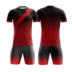 Maillots de football pour hommes sur mesure de qualité supérieure, 100 % polyester, respirants, séchage rapide, fabriqués au Pakistan, vente en gros, couleur personnalisée, durables - Product Image 2