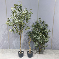 Arbre artificiel de haute qualité en gros pour décoration intérieure et extérieure, plante artificielle en pot d'eucalyptus pour la décoration
