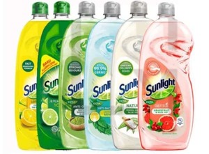 VENTA AL POR MAYOR. LÍQUIDO PARA LAVAVAJILLAS 800ml ofrece una potente acción de corte de grasa con extracto de Lima real. - Product Image 2