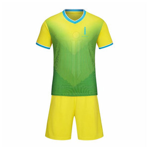 Uniforme de fútbol con logotipo personalizado de nuevo diseño 2025 Uniforme de fútbol superventas hecho a medida de Pakistán - Product Image 1