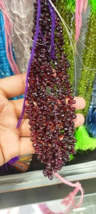 Foret latéral en grenat naturel de qualité authentique de qualité AAA, pierre de goutte, perles rondes, brins à prix Direct d'usine - Product Image 2