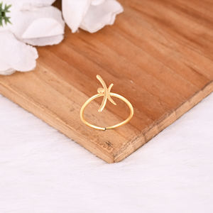 แหวนทองเหลืองคุณภาพเยี่ยม ชุบทองเรียบ ผลิตตามสั่ง ทำด้วยมือ ปรับขนาดได้ สำหรับผู้หญิง ของขวัญวันเกิด วันครบรอบ - Product Image 4